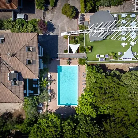 Duparc Hotel