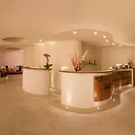 杜派克酒店 4*