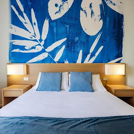 Duparc Hotel 3*