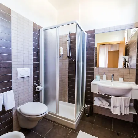 فندق Duparc 4*