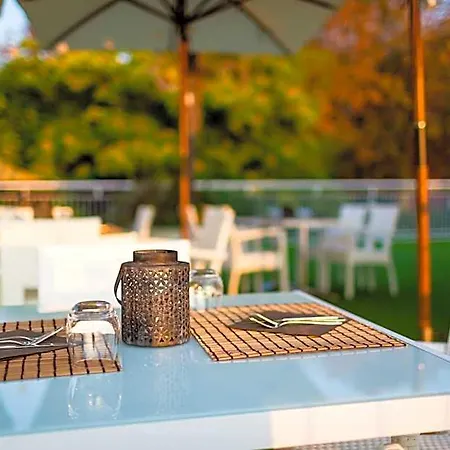 Duparc Hotel